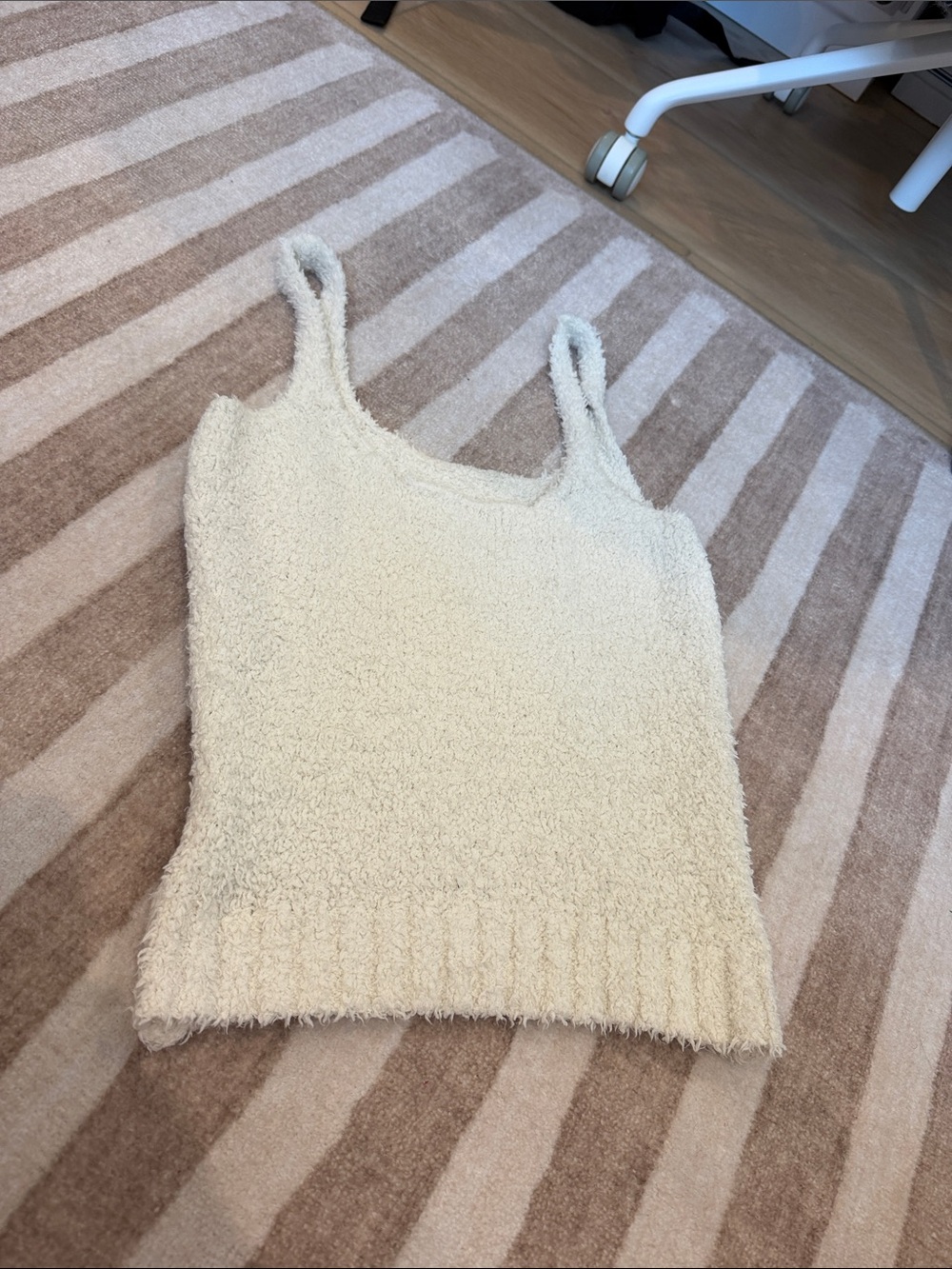 Skims soft camisole top!